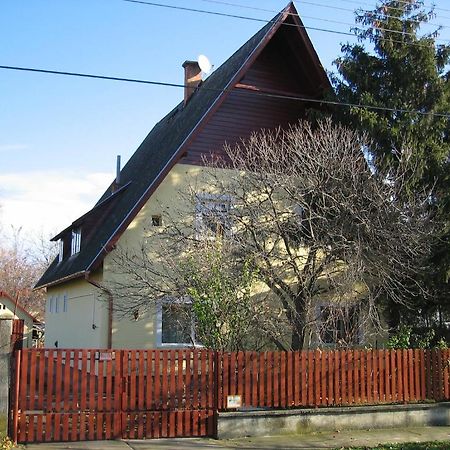 Alpesi Vendeghaz Hotel Orosháza Екстериор снимка