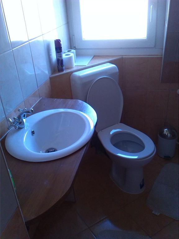 Alpesi Vendeghaz Hotel Orosháza Екстериор снимка